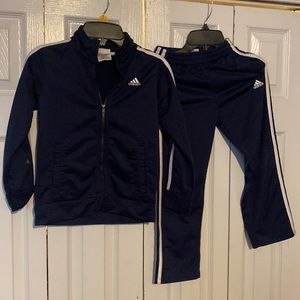 Adidas tracksuit size 7